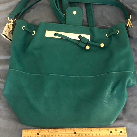 Wilson Leather Bucket Bag - Picture 5 of 6